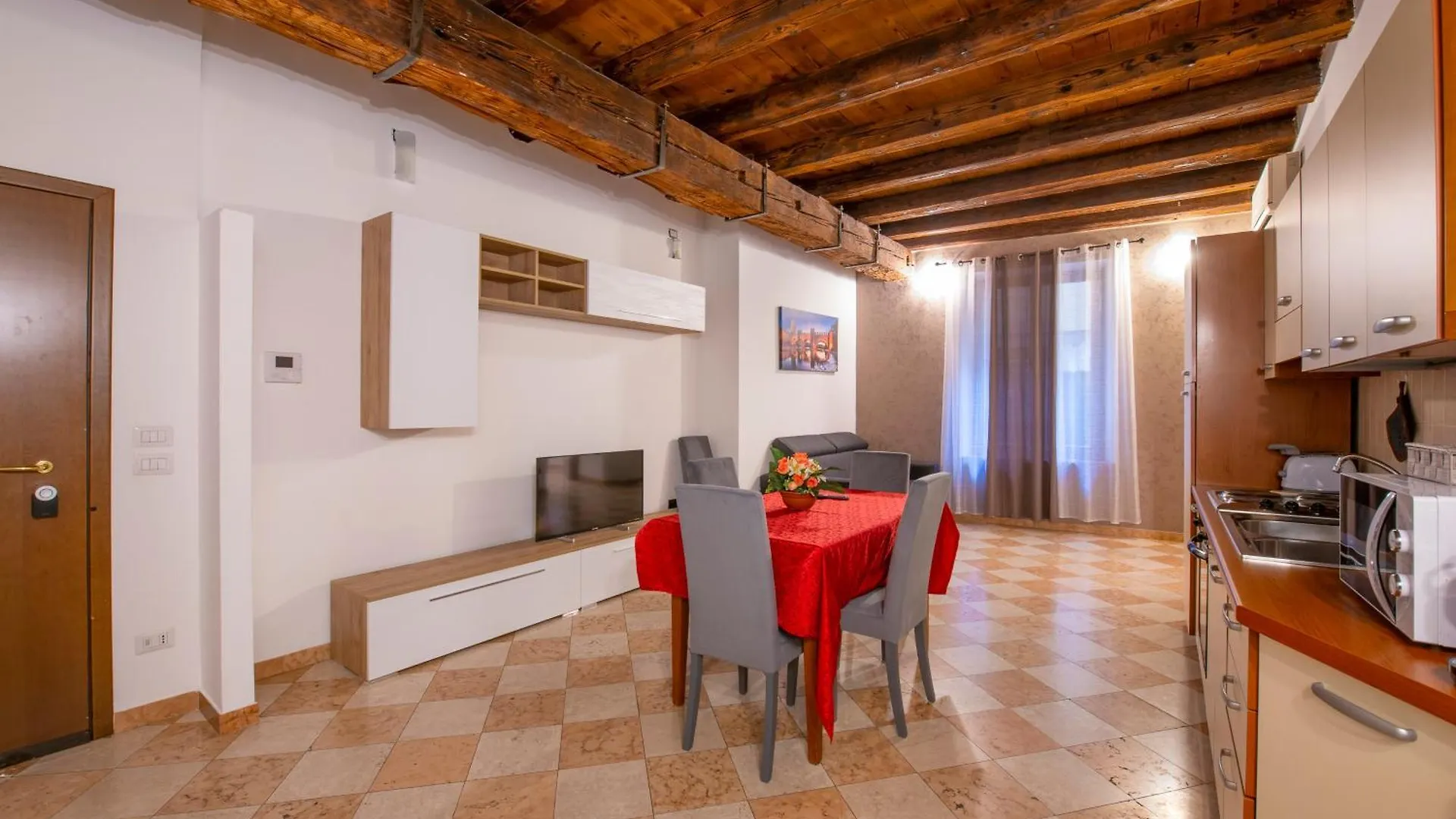 Palace Home Mazzini Verona Center Italy