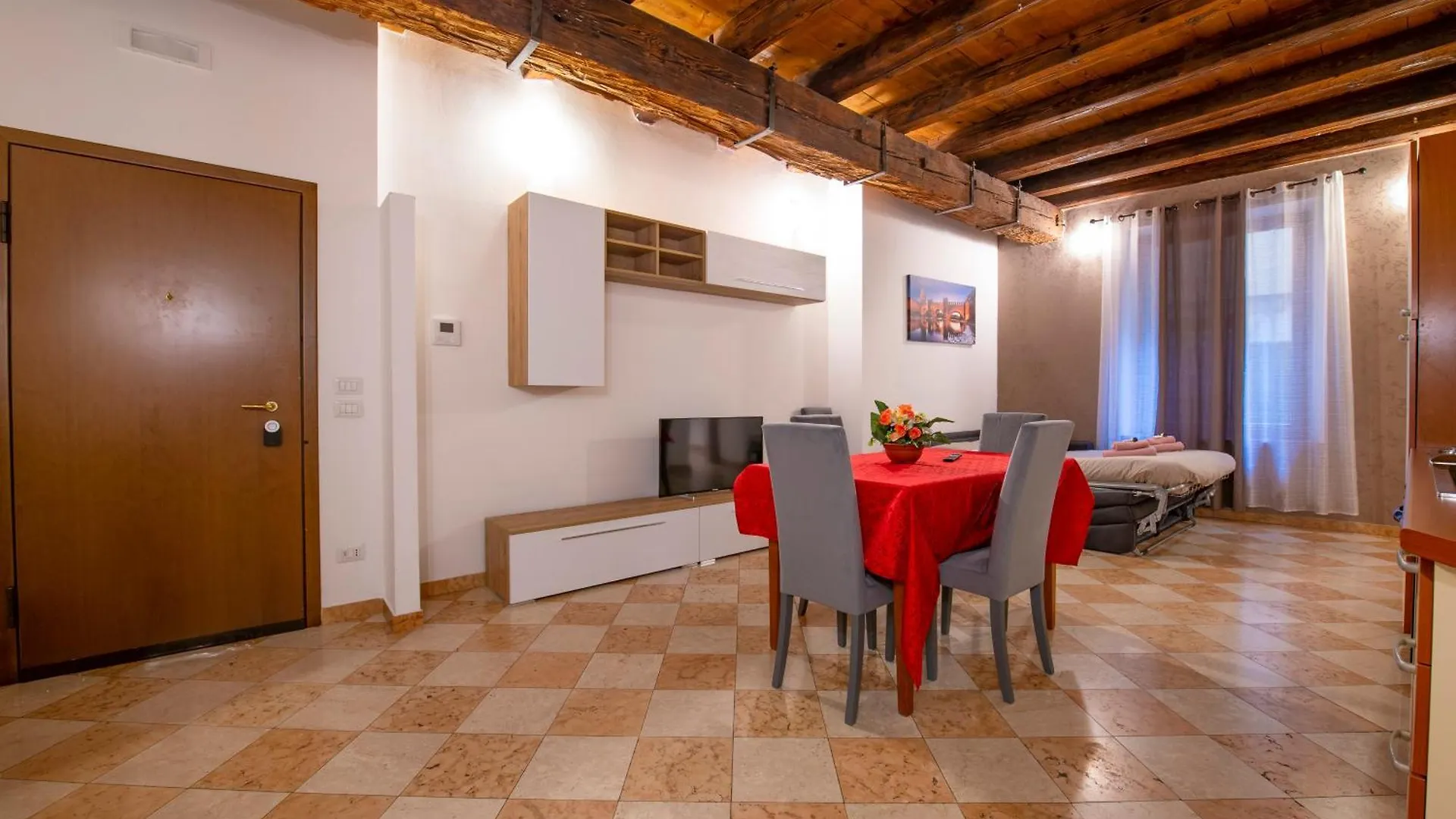 Apartment Palace Home Mazzini Verona Center Italy