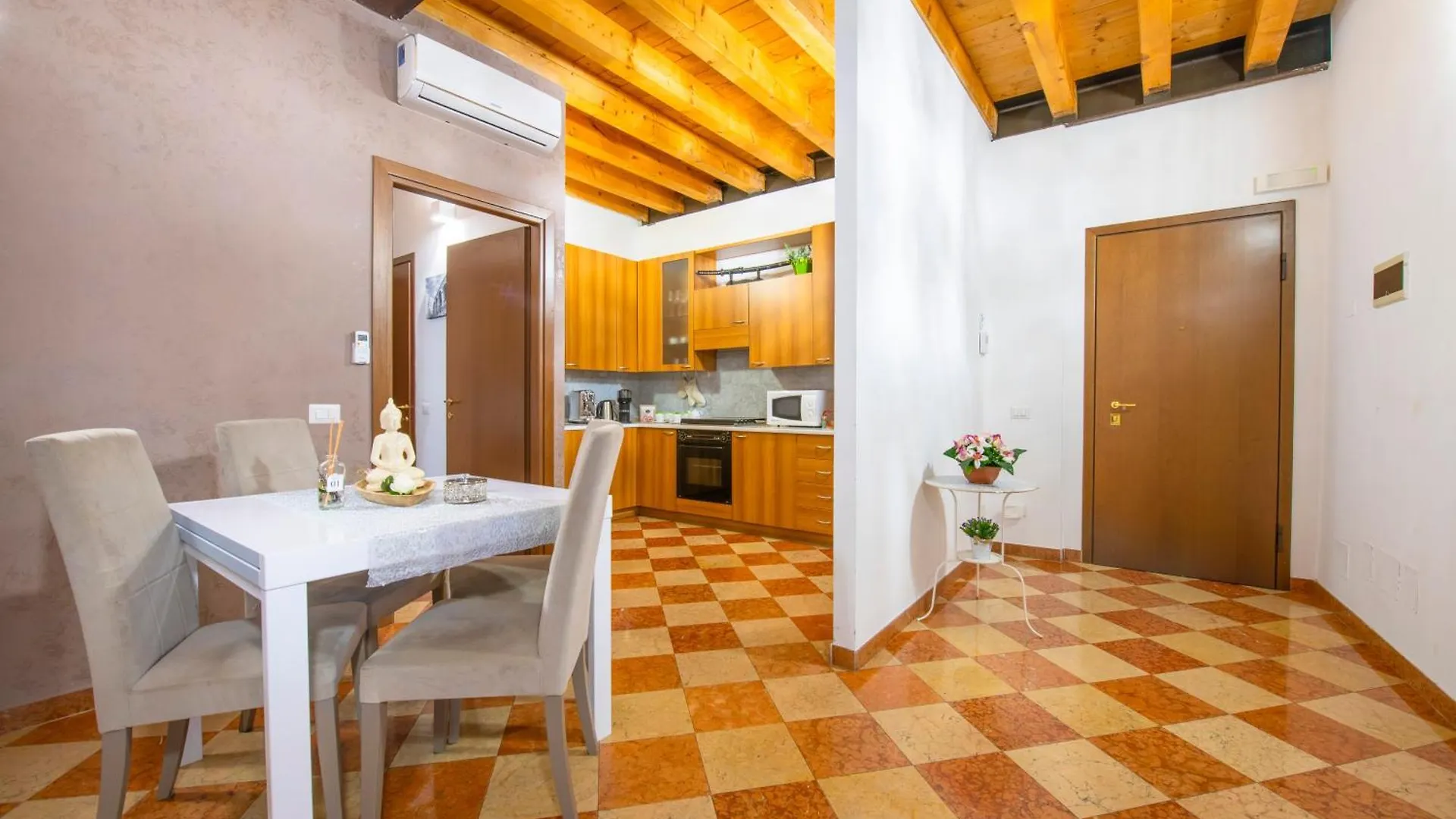 Palace Home Mazzini Verona Center Apartment