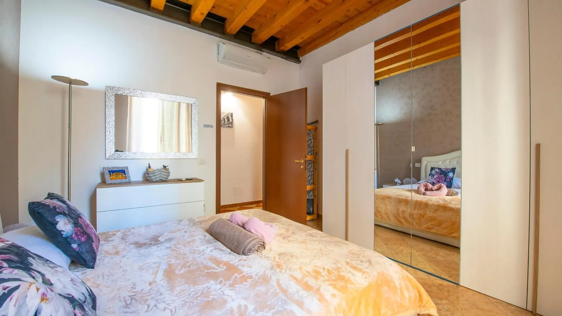 Apartmán Palace Home Mazzini Verona Center Itálie